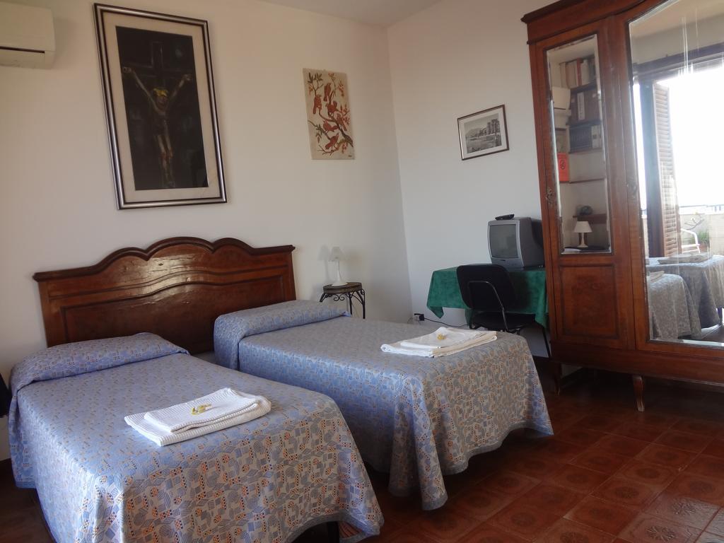 Casa Riccio Otel Palermo Oda fotoğraf